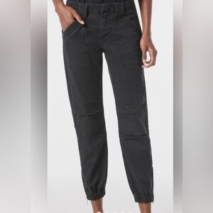 Frame Denim Banded Bottom Trapunto Moto Pants with zip ankles